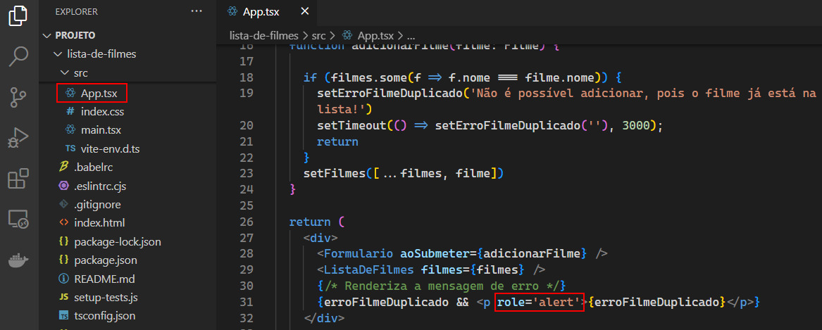 Tela do VS Code. Na lateral esquerda a aba Explorer está aberta com os arquivos e pastas do projeto. No centro, o arquivo App.tsx está aberto com a adição da propriedade role na tag que recebe a mensagem de erro.