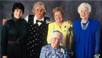 Acima da esquerda para direita: Kathy Kleiman, Jean Bartik, Marlyn Meltzer, Kay Antonelli  Abaixo: Betty Holberton.