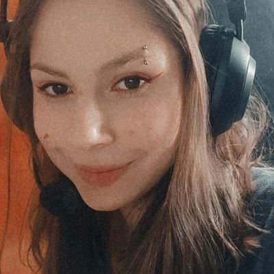 Foto de perfil da alura star Giovana Dias.