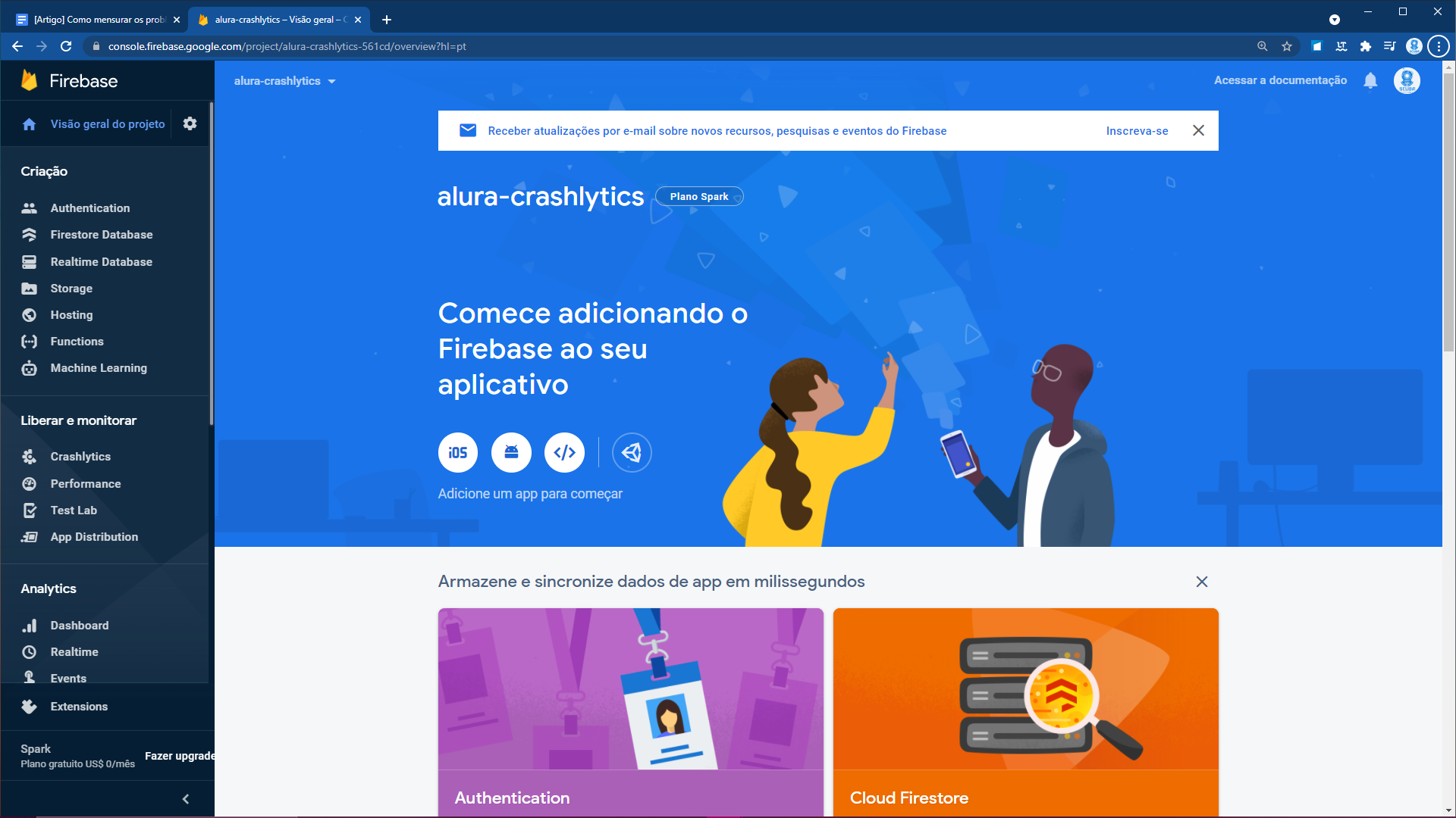 Página inicial do Firebase. Do lado esquerdo você vê todas as ferramentas disponíveis, e, em destaque no meio, ele pede para configurarmos a nossa aplicação.