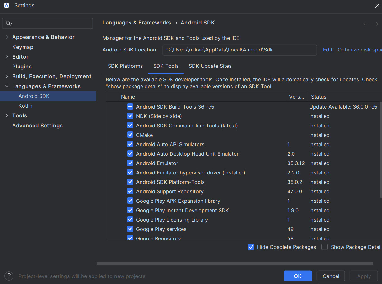 Tela de configurações do Android Studio exibindo a aba "SDK Tools", onde várias ferramentas do SDK estão selecionadas e instaladas, incluindo Android Emulator, Android SDK Command-line Tools e Google Play services.