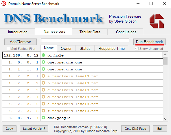 Janela do programa DNS Benchmark.