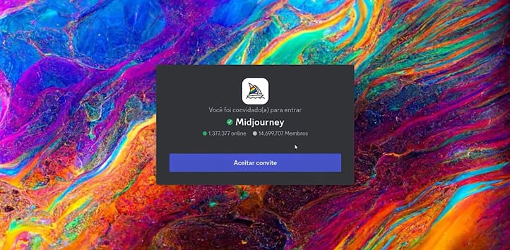 A imagem representa a tela inicial do Midjouney, com um fundo colorido e abstrato e um retângulo preto com o botão “aceitar convite”
