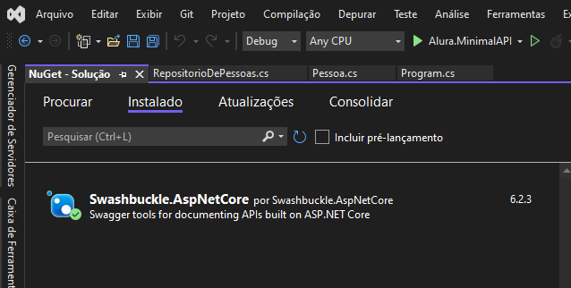 Na imagem é mostrada a tela do NuGet  para adição no projeto da biblioteca `Swashbuckle.AspNetCore` do Swagger.
