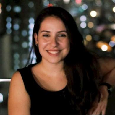 Foto de perfil da Julia Chagas, Diretora de Marketing e Student Experience da Alura.