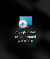 Imagem que mostra o ícone do instalador (monitor com tela azul e um cd) do mysql que acabamos de baixar.