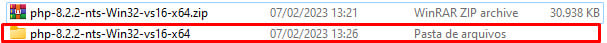 Imagem do mesmo print anterior, que mostra a tela do Disco Local (C:), com destaque para a pasta criada a partir da descompactação com o nome “php-8.2.2-nts-Win32-vs16-x64”.