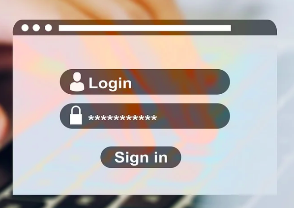 Uma tela de login, com os campos para informar o login, senha e botão para logar 